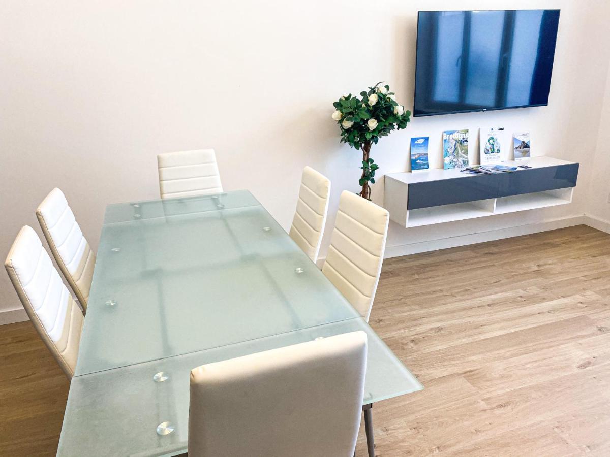 Apt Bord De Mer, Hypercentre Dinard, Parking Prive Екстериор снимка