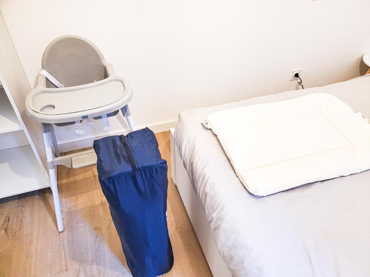 Apt Bord De Mer, Hypercentre Dinard, Parking Prive Екстериор снимка
